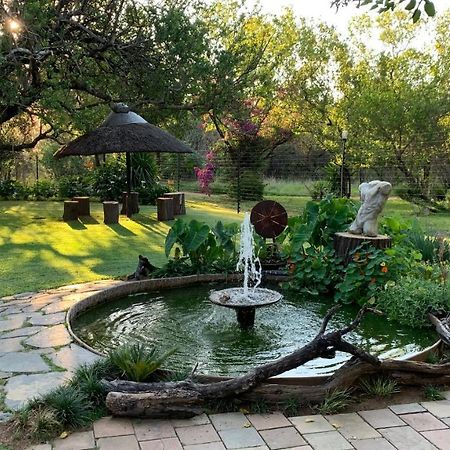 Farm Vibes Guesthouse Бритс Екстериор снимка