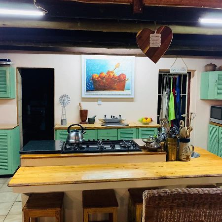 Farm Vibes Guesthouse Бритс Екстериор снимка