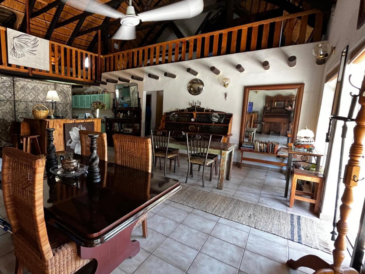 Farm Vibes Guesthouse Бритс Екстериор снимка