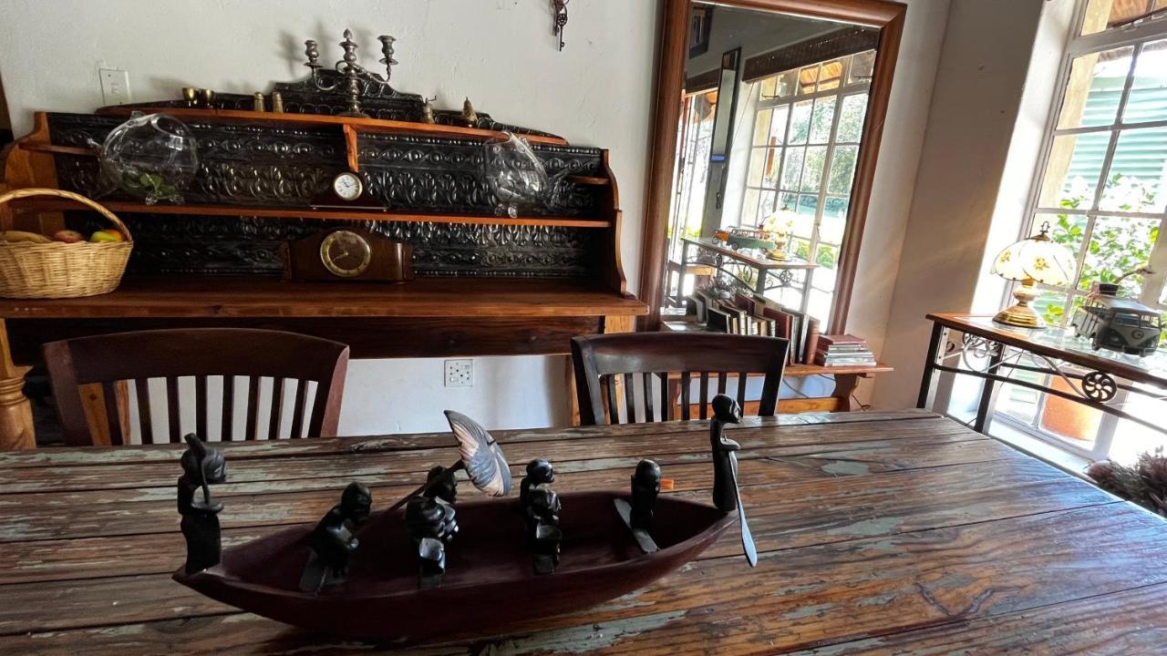 Farm Vibes Guesthouse Бритс Екстериор снимка