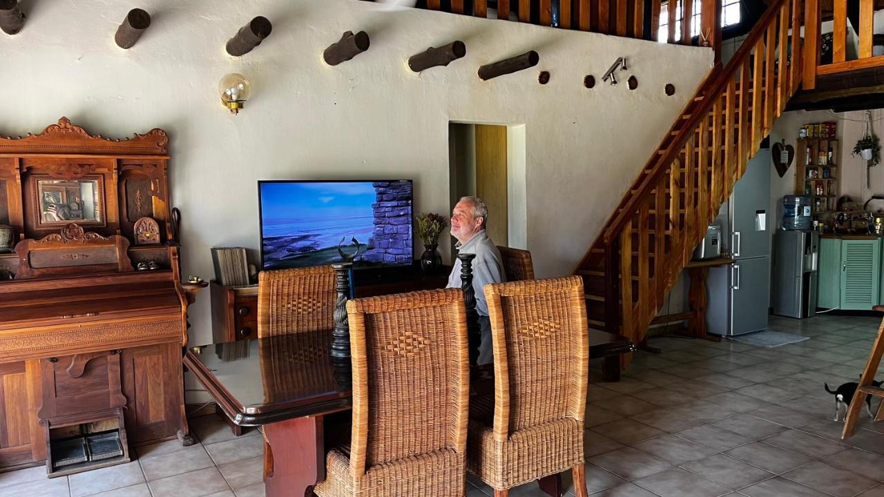 Farm Vibes Guesthouse Бритс Екстериор снимка